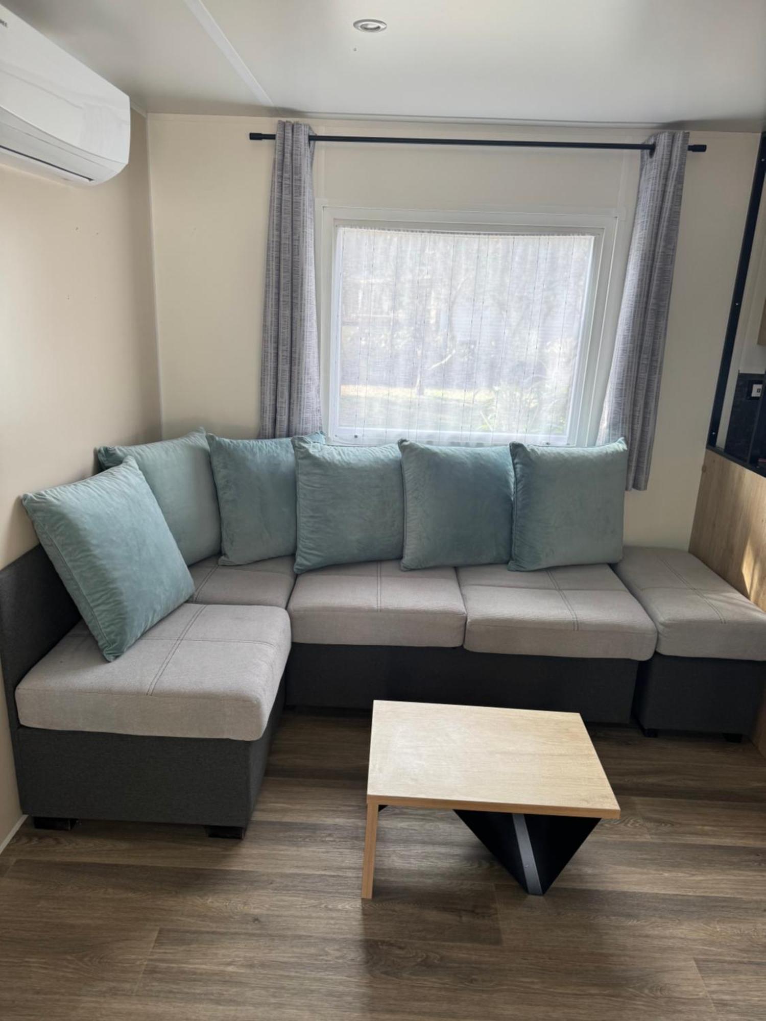 Mobilhome Camping Le Bosc แซงต์-ซีเปรียง ภายนอก รูปภาพ